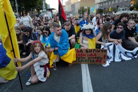 March for defense reforms