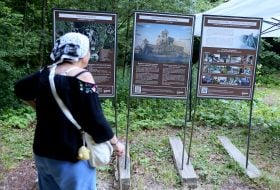Інформаційні плакати про Державний історико-культурний заповідник «Тустань»
