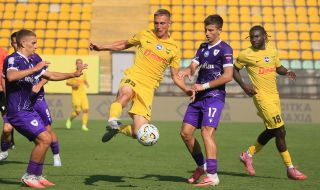 Футбол. УПЛ. ФК «Буковина» (Черновцы) – ФК «ЛНЗ» (Черкассы), 0:0