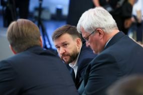 Денис Улютін