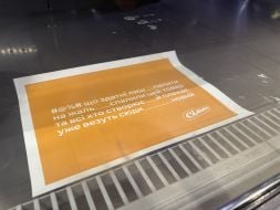 Інформаційні таблички в Сільпо після атаки РФ по складах