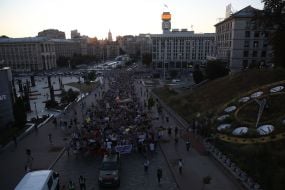 Protest march for defense reforms