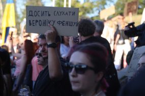 Protest march for defense reforms