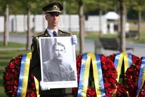 Церемонія перепоховання першого голови Організації українських націоналістів (ОУН) Євгена Коновальця