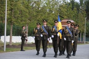 Церемонія перепоховання першого голови Організації українських націоналістів (ОУН) Євгена Коновальця