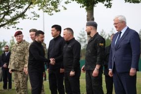 Володимир Зеленський, Ігор Скибюк, Михайло Драпатий, Віталій Кім, Іван Вигівський, Євгеній Хмара, Андрій Сибіга