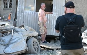 Охранник автостоянки, где в результате массированной комбинированной атаки рф были уничтожены автомобили