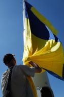 У Краматорську встановили найбільший прапор України на Донеччині