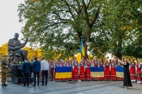 Laying flowers at the monument to the President of Carpatho-Ukraine, Hero of Ukraine Avgustyn Voloshyn