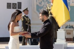 Volodymyr Zelenskyy, Zlata Ognevich