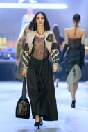 Yarina Chornaya's collection show "VYVORIT'"