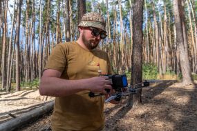 Training of fighters of the 13th brigade of the National Guard in a forest area