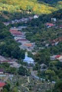 Вид на село Кам'яниця з замкової гори (Закарпатська обл.)