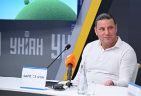 Карл Стурен