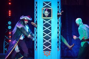 "Waterland – Circus on Water: Peter Pan and Captain Hook" circus show