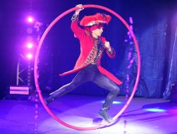 "Waterland – Circus on Water: Peter Pan and Captain Hook" circus show