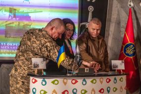 Dmytro Palisa, Maryna Hulevska Artem Bohomolov