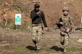 A fighter from the 13th "Khartia" Brigade of the National Guard of Ukraine.