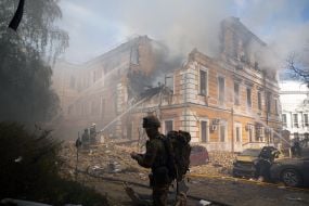 Российский дрон попал в здание Национальной академии наук Украины в Киеве