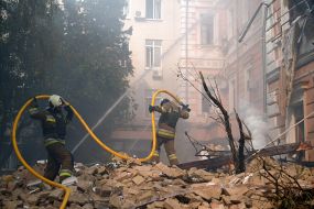 Российский дрон попал в здание Национальной академии наук Украины в Киеве