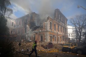 Российский дрон попал в здание Национальной академии наук Украины в Киеве