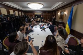 Володимир Зеленський поспілкувався з журналістами після зустрічі з Фрідріхом Мерцом