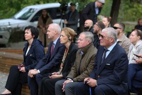 Борис Руґе, Карін Прін, Євген Червоненко