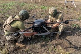 Военные батальона БпС "Pathfinder" провели учения в Харьковской области по управлению БпЛА «Vampire» со сбросами боеприпасов