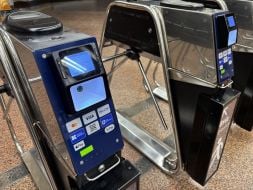 Валидаторы на турникетах киевского метрополитена