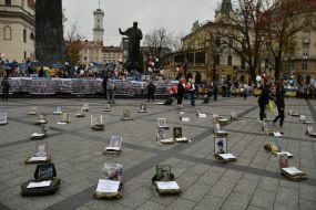 Акція на підтримку українських військовополонених та військовослужбовців, які зникли безвісти, у Львові