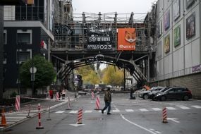 ТРЦ Cosmo Multimall у Києві пошкоджено через атаку РФ