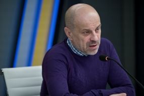 Максим Бутченко