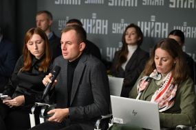 Учасники  зустрічі в рамках Проекту бізнес-діалогів Women in Capital