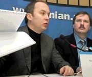 Министр Шуфрич берется всех научить