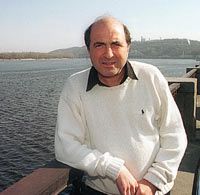 Березовский просит ”любих друзів” отчитаться за деньги