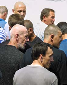 Чому ріжуть вени у СІЗО?