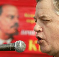 Симоненко називає Президента «шантажистом» 