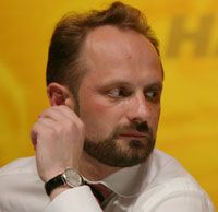 Наша Україна пропонує провести круглий стіл