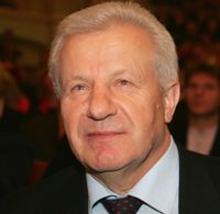 Морозу зробили операцію, а у Турчинова підозрюють отруєння