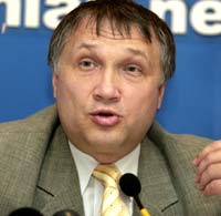 Владу на Київщині намагається узурпувати бізнес-холдинг