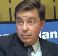 Стецьків хоче посилити Партію регіонів, але не всю