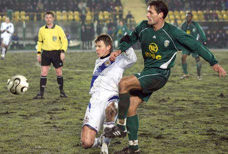 ”Карпати” програли на своєму полі 