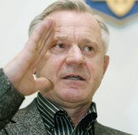 Давыдович говорит, что его финансировали своевременно