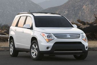 Новый Suzuki XL7 (фото)
