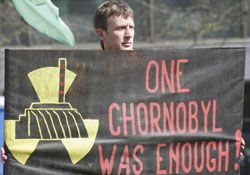 ”Зеленые” устроили Ющенко ловушку перед оперой