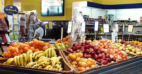 В Харкові знову можна ходити до супермаркетів