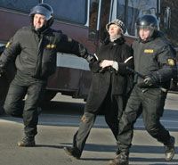 В Минске арестованы члены „Студенческого братства” за украинский флаг