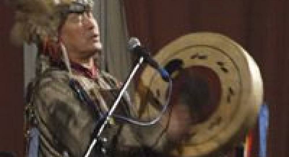 В Киеве шаман Ооржак колдует под джаз