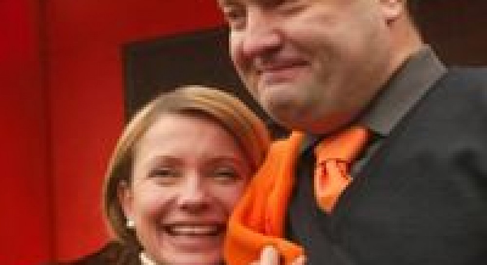 Порошенко нарощує рейтинг в очах Президента опозицією до Тимошенко