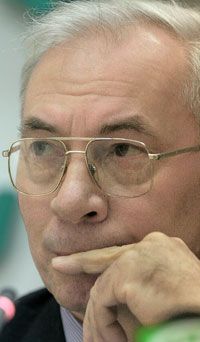 Николай АЗАРОВ 